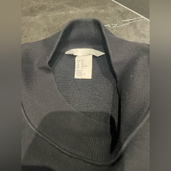 h&m sweater - Picture 2 of 4
